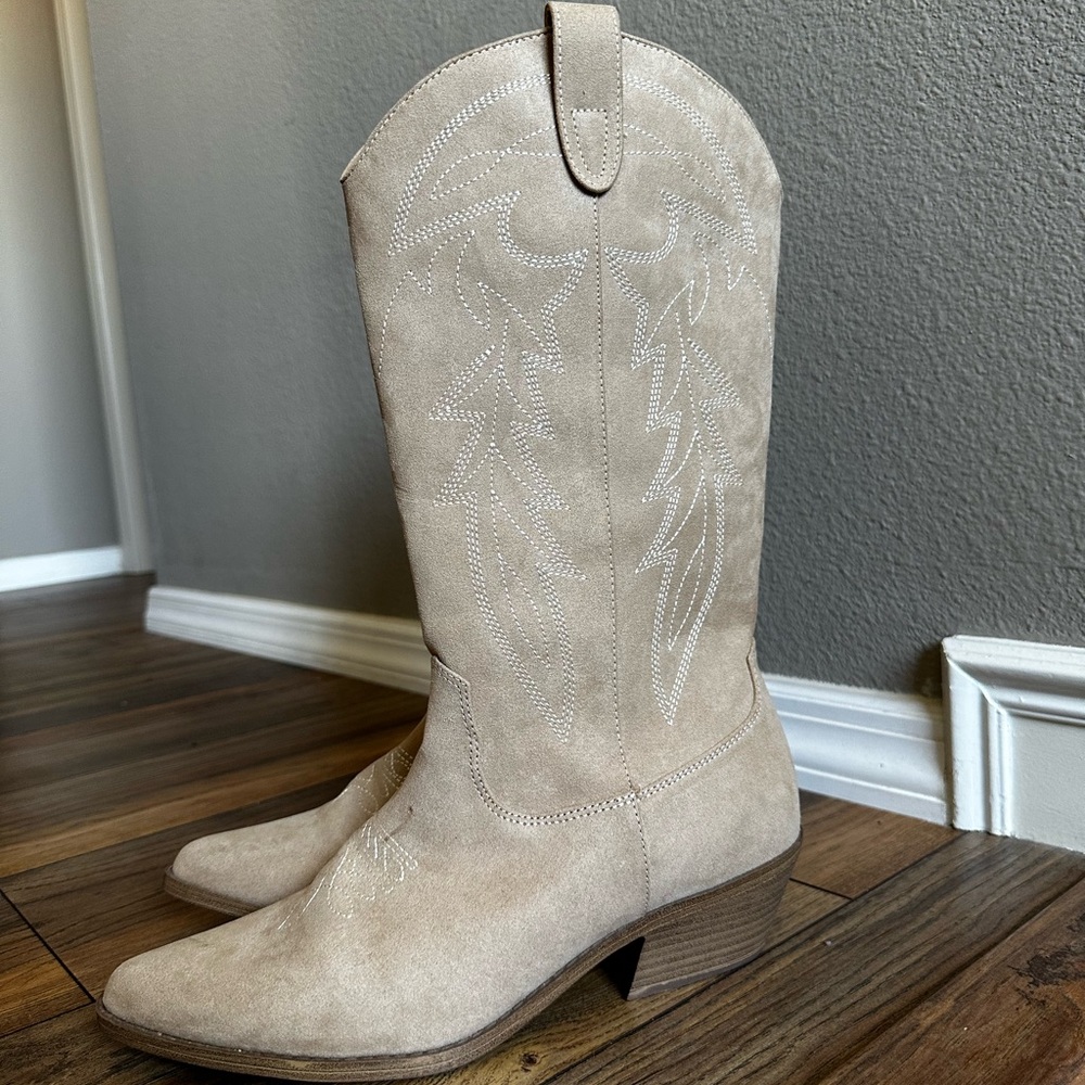 Women's Tan Tall Western Cowboy Boots